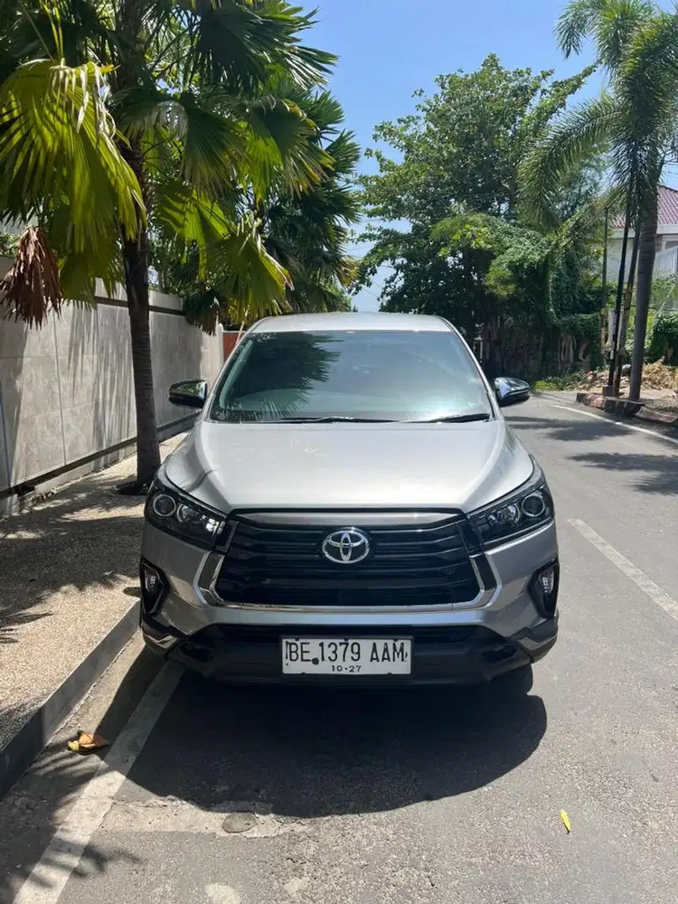 Innova Venturer Diesel AT 2022 Km.15rb