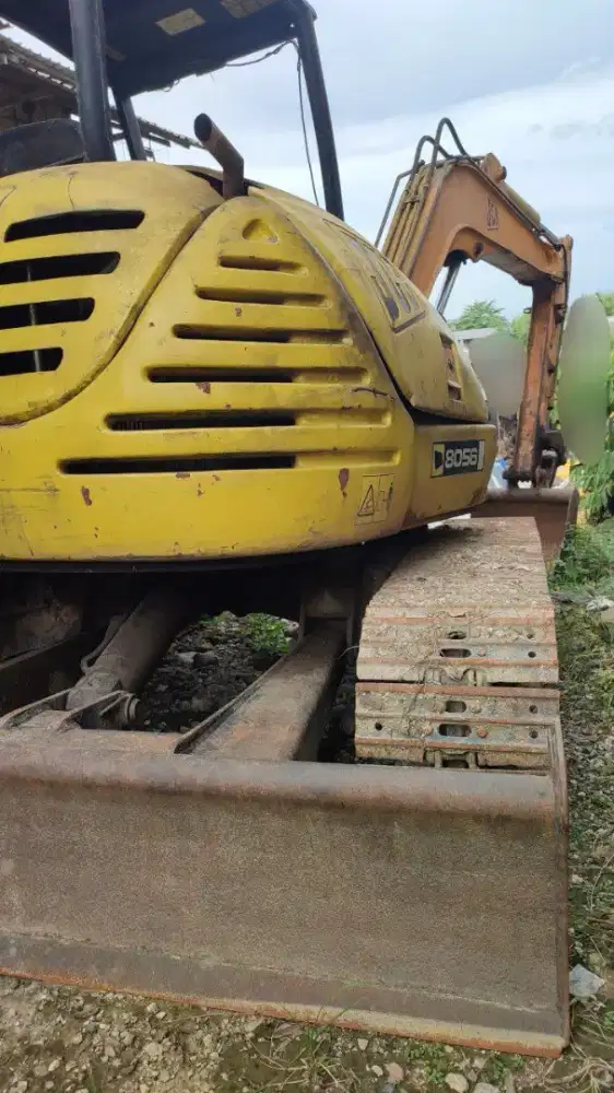 Exca Mini JCB 8056 2011
di Samarinda