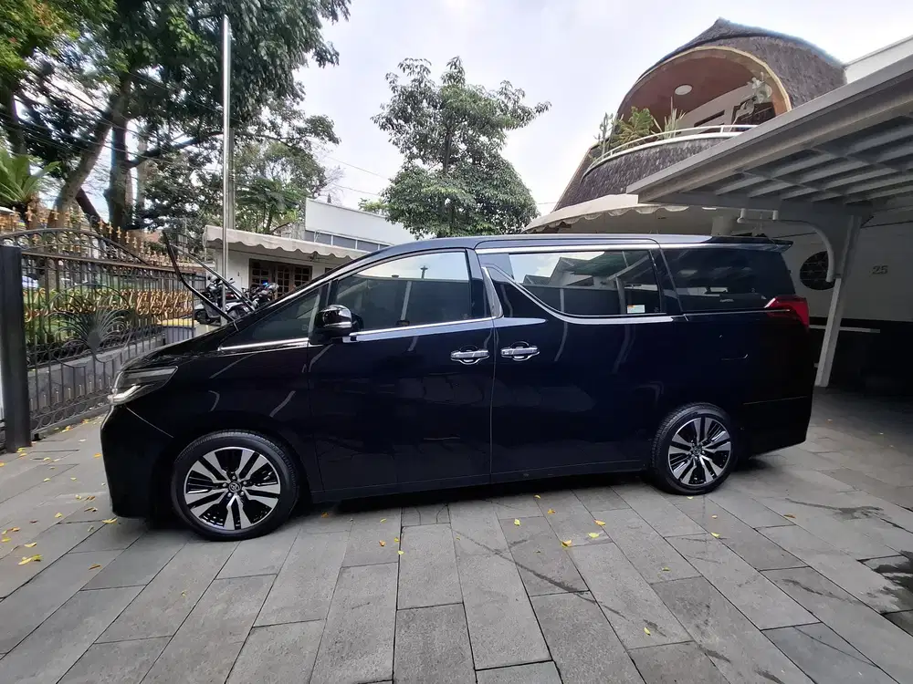 Toyota Alphard 2021 Bensin