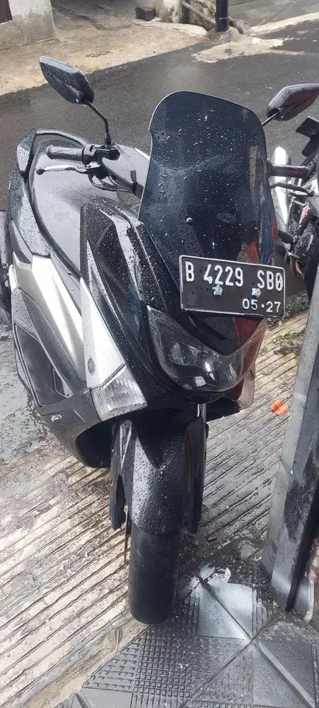 Jual yamaha nmx thn 2017 komplit pjk hidup bisa kridit dan tt