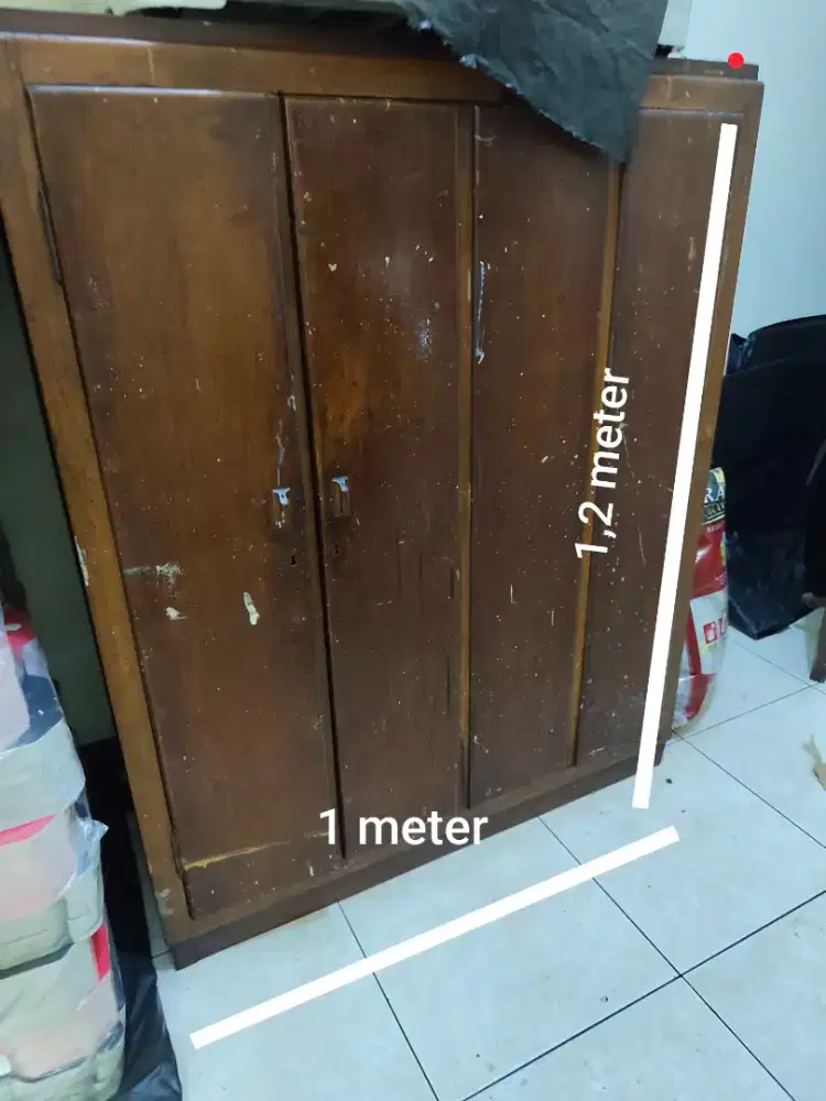 Jual lemari jati kuno zaman belanda