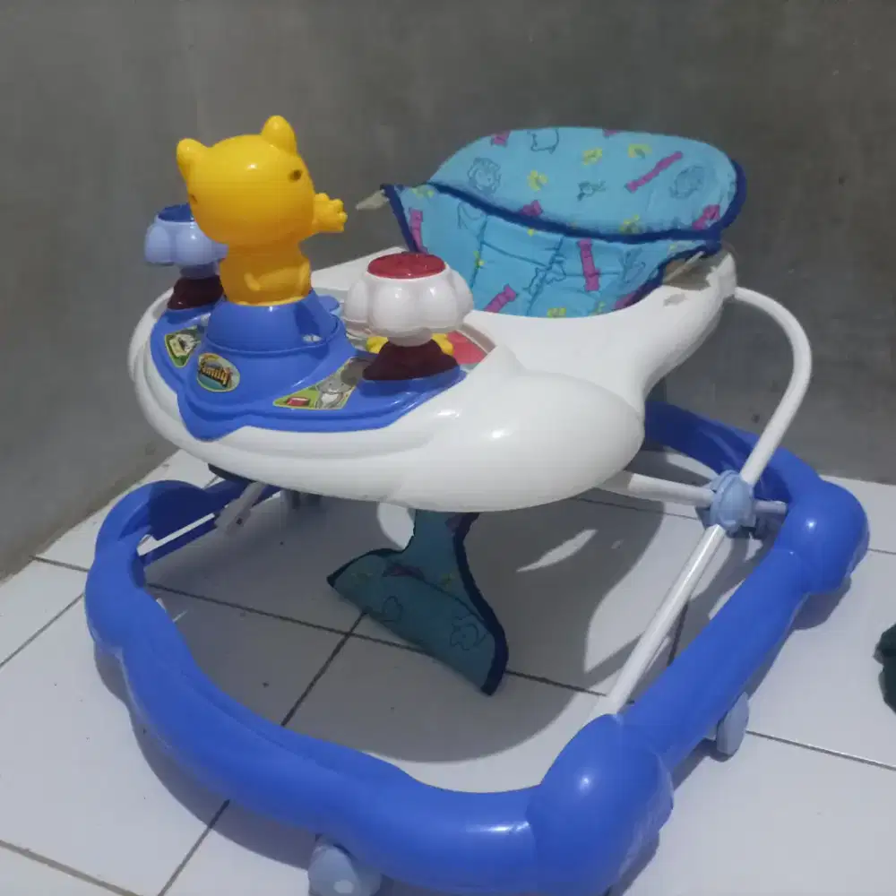 Baby Walker Family Type New FB 136