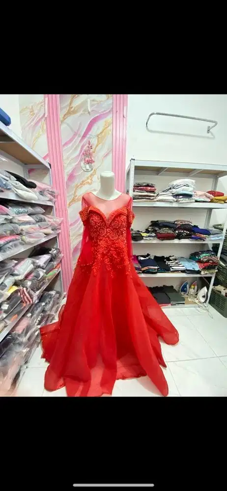 WEDDING DRESS ,GAUN PENGANTIN, SANGJIT WARNA MERAH