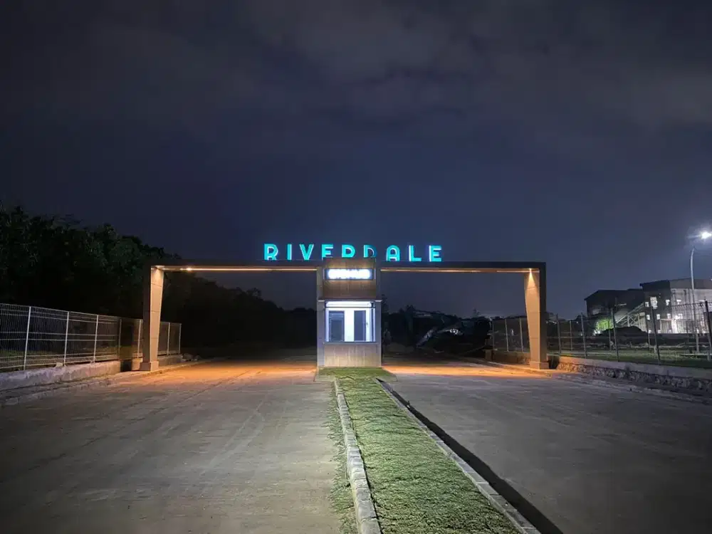 dijual ruko luas 288 meter plus ruang kantor dialam nya , akses bisa masuk mobil 40ft