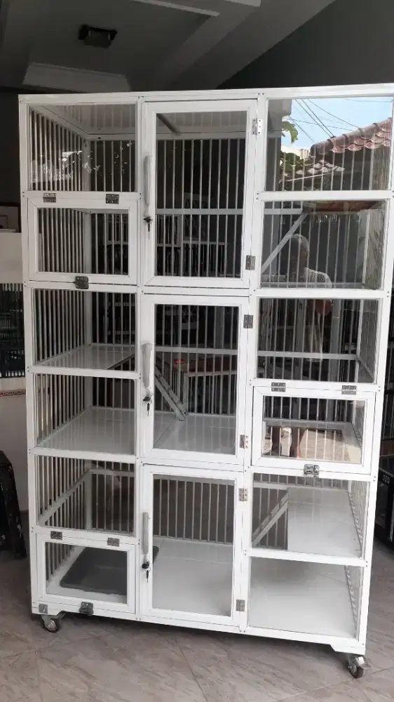 Kandang kucing 3 pintu big