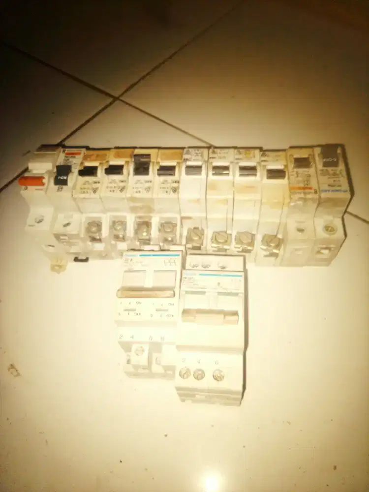 MCB dan kontaktor