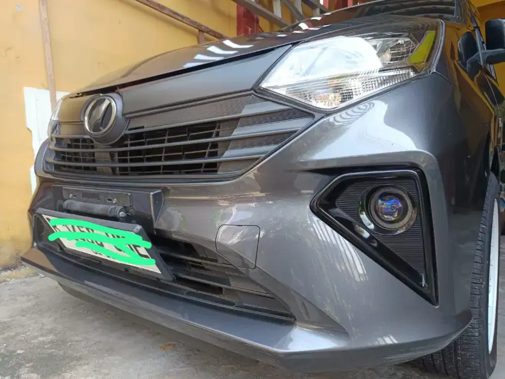 Di jual bemper sigra