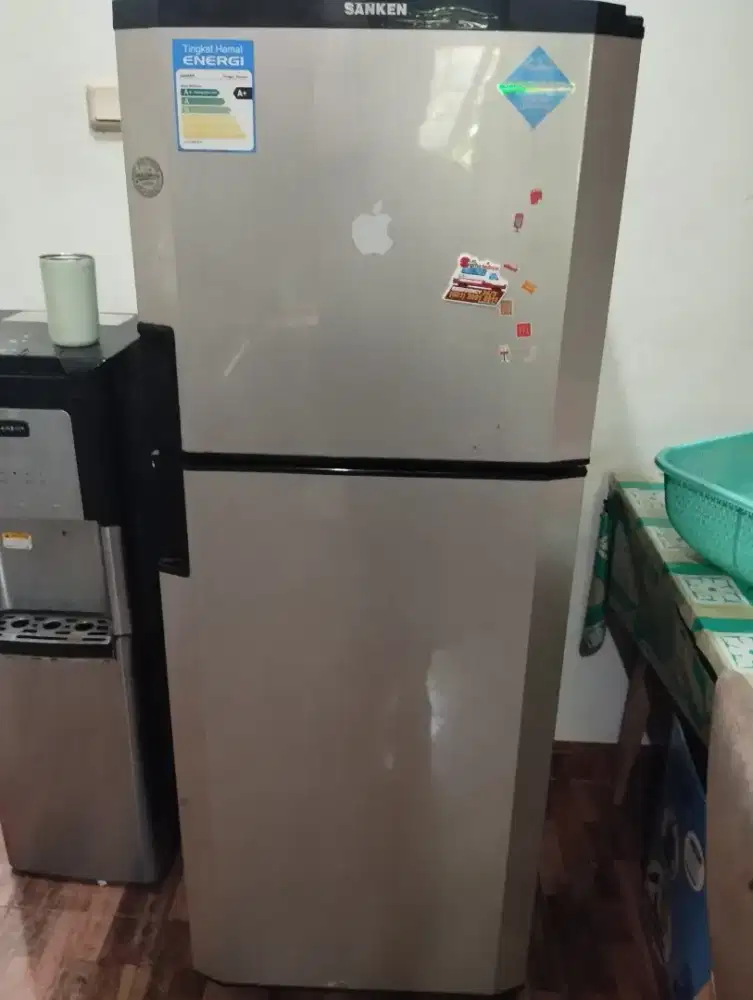 Kulkas merk sanken