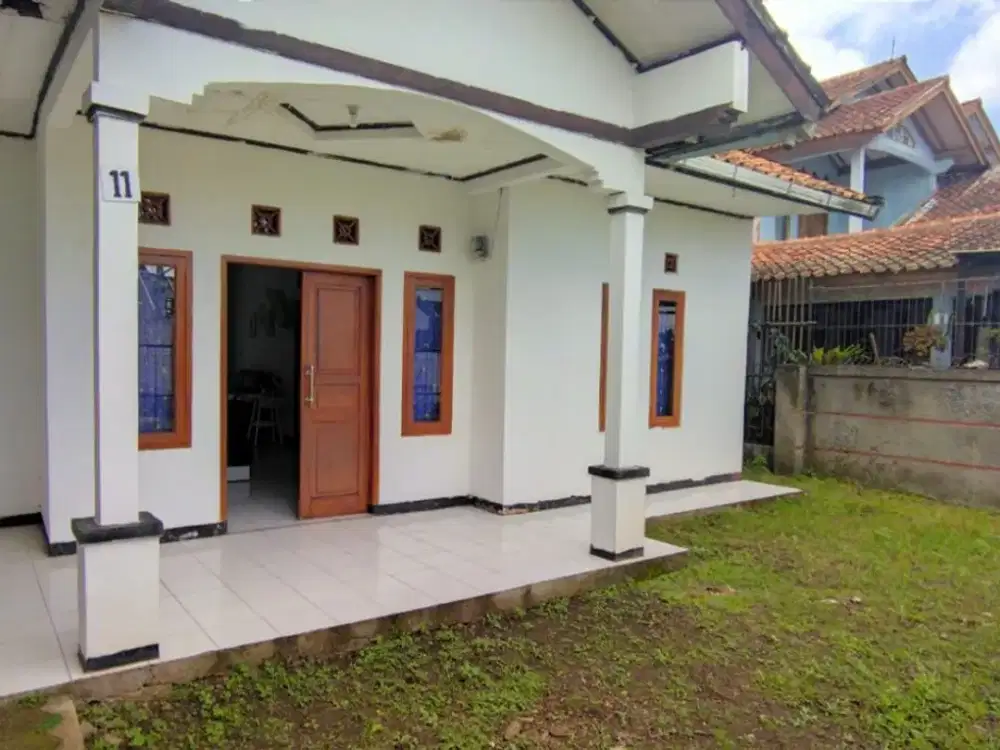 Dijual Rumah Asri Padaasih Cisarua Bandung