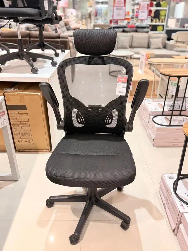Kursi ergonomis premium