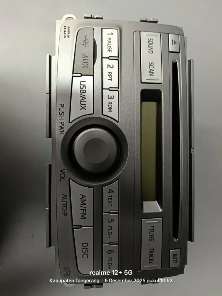 Copotan headunit daihatsu ayla 2022 mulus like new