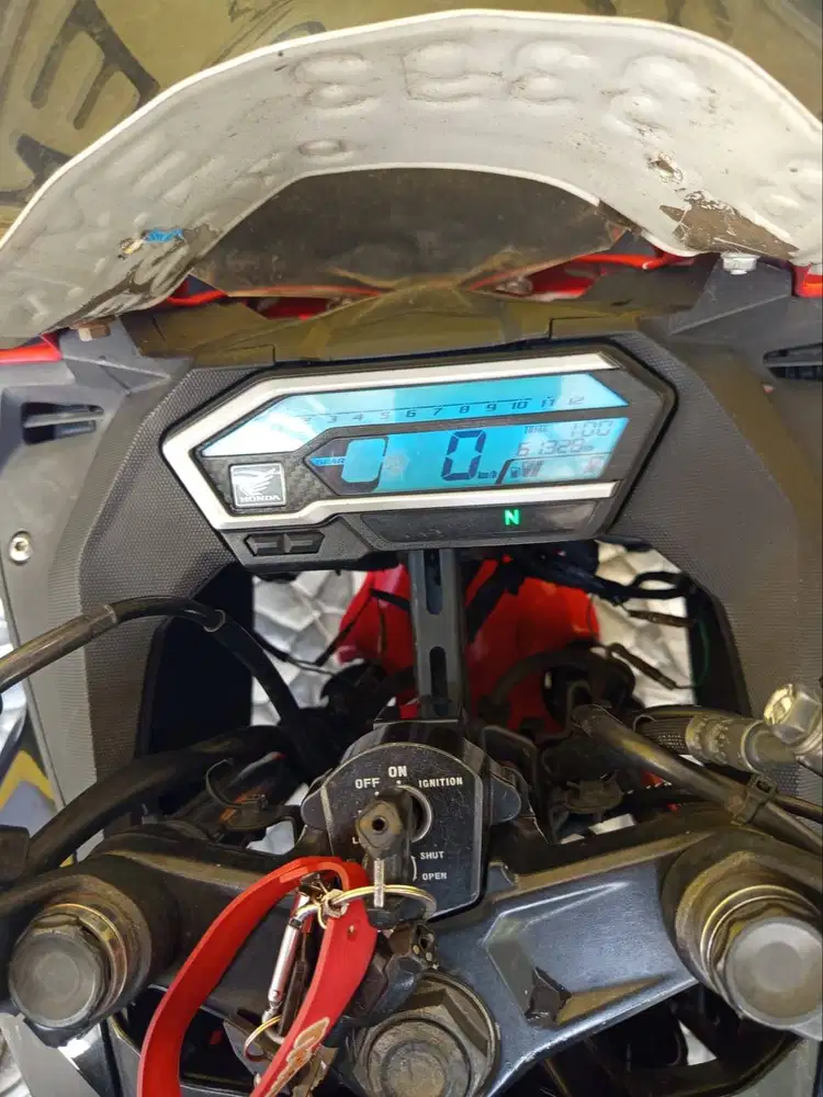 CBR 150 R 2018 DP 500 CC 0% KREDIVO TOKPED SPAYLETTER INDODANA GOPAY