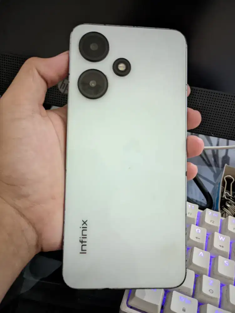 Infinix hot 30i batangan