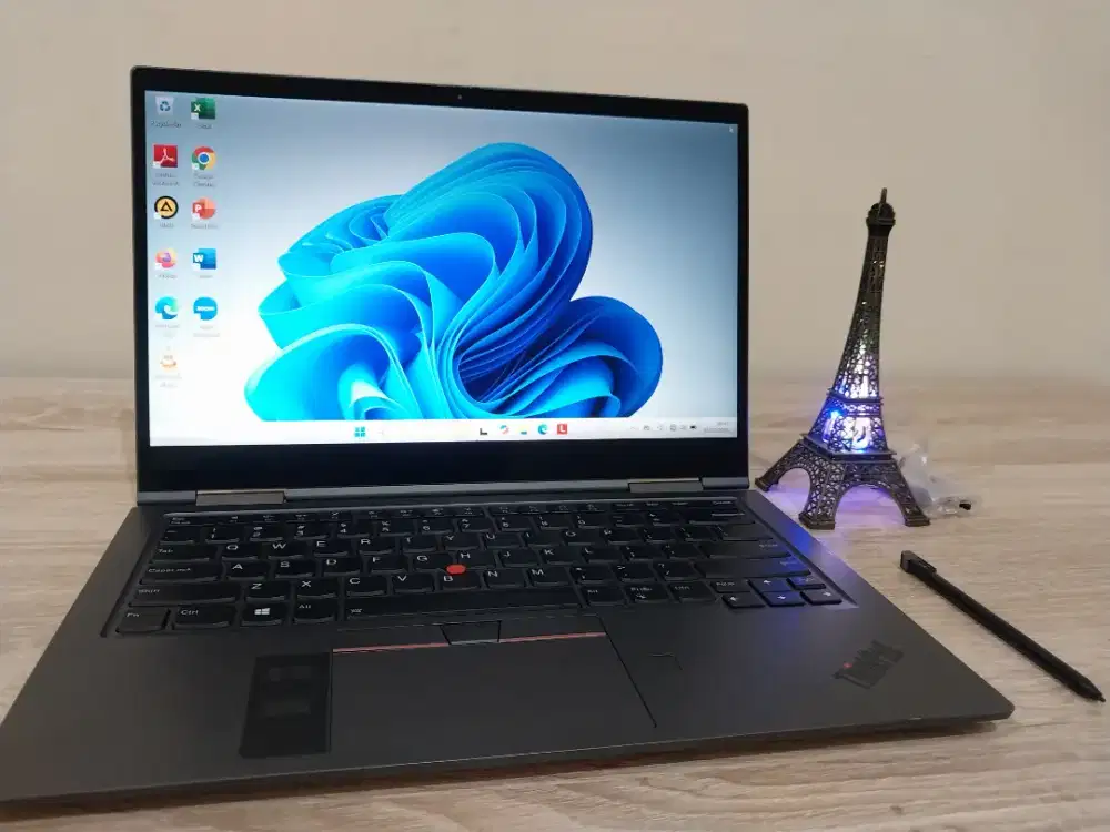 Lenovo ThinkPad X1 YOGA Core i7 16GB 1TB Touch Screen Stylus Pen 360