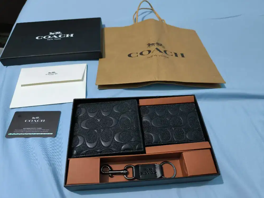 Dompet pria merk coach 3 in one ori 1000% merk ternama dr new york,