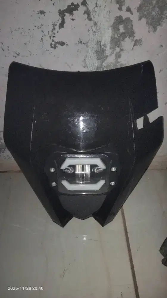 Lampu depan KTM