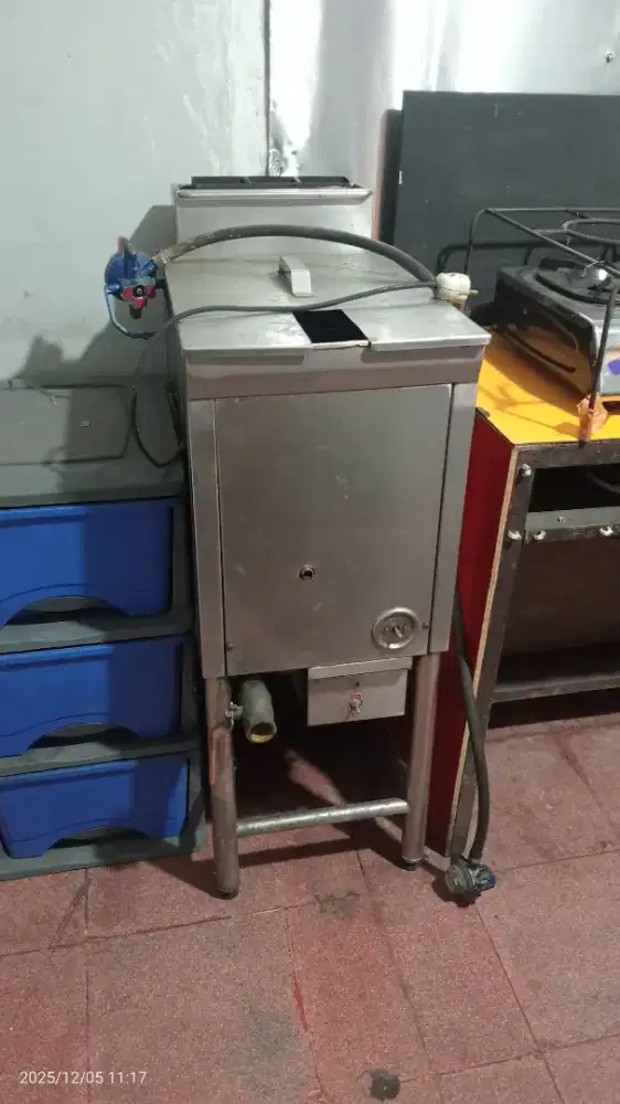 Kompor Deepfryer friedchicken 17 liter