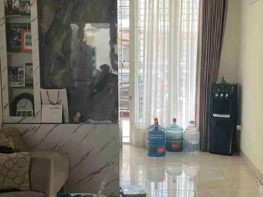 Dijual cepat Rumah 2 lantai di Gading Serpong (cluster IL Rosa), Tangerang.