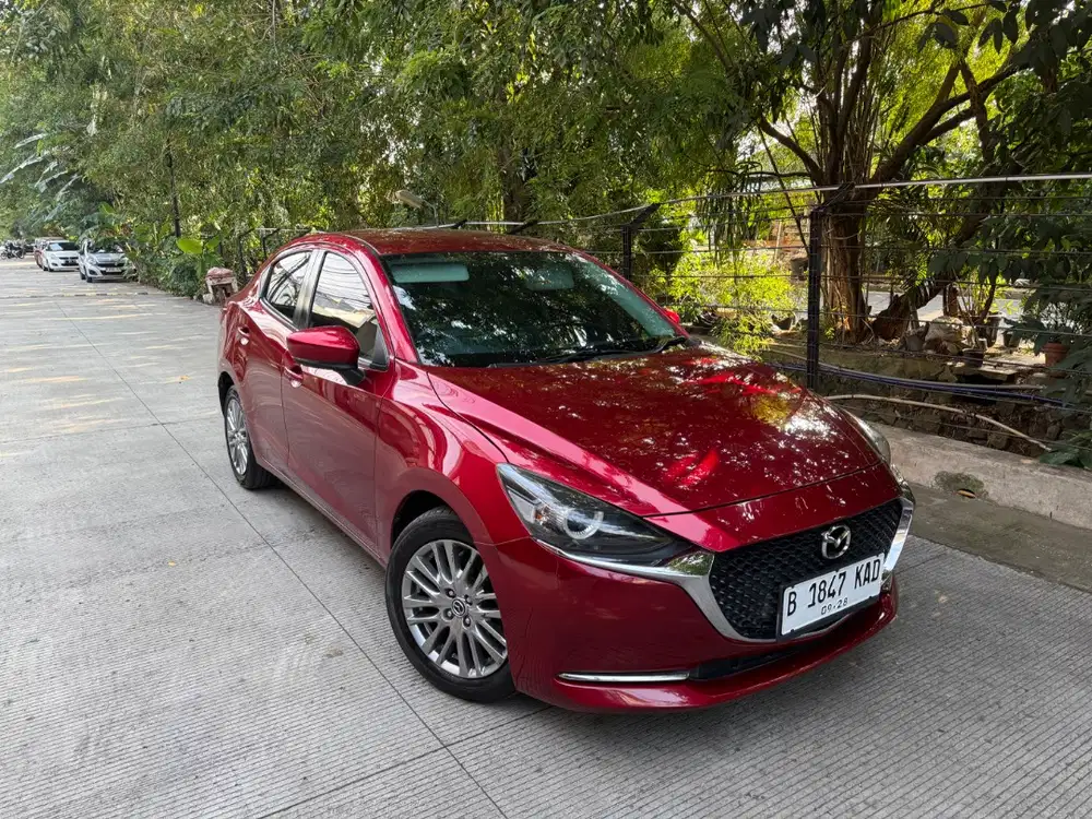 Mazda 2 Sedan 2022/2023 AT