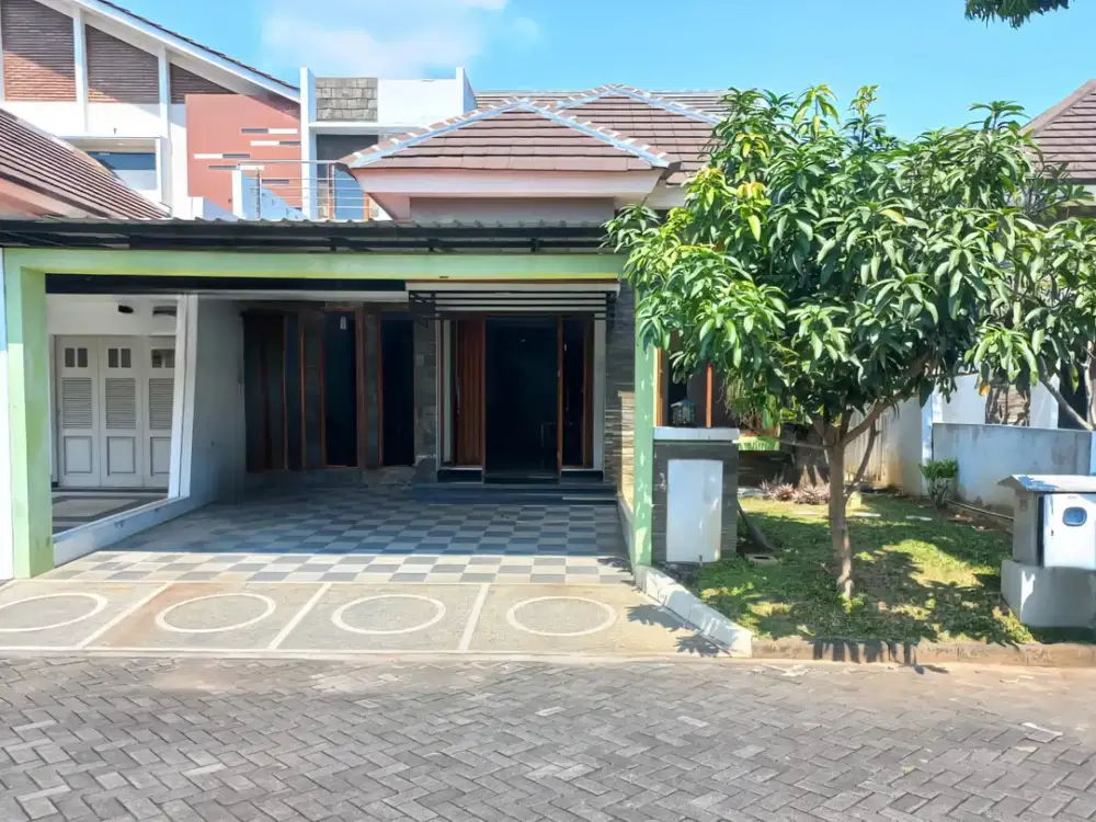 Dekat UNDIP, Rumah Graha Estetika Tembalang