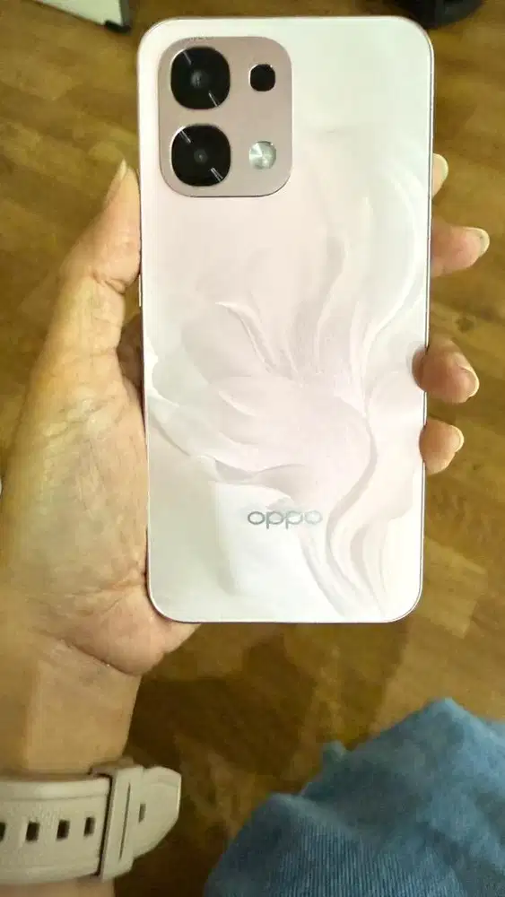 Oppo A6 pro ram 8GB