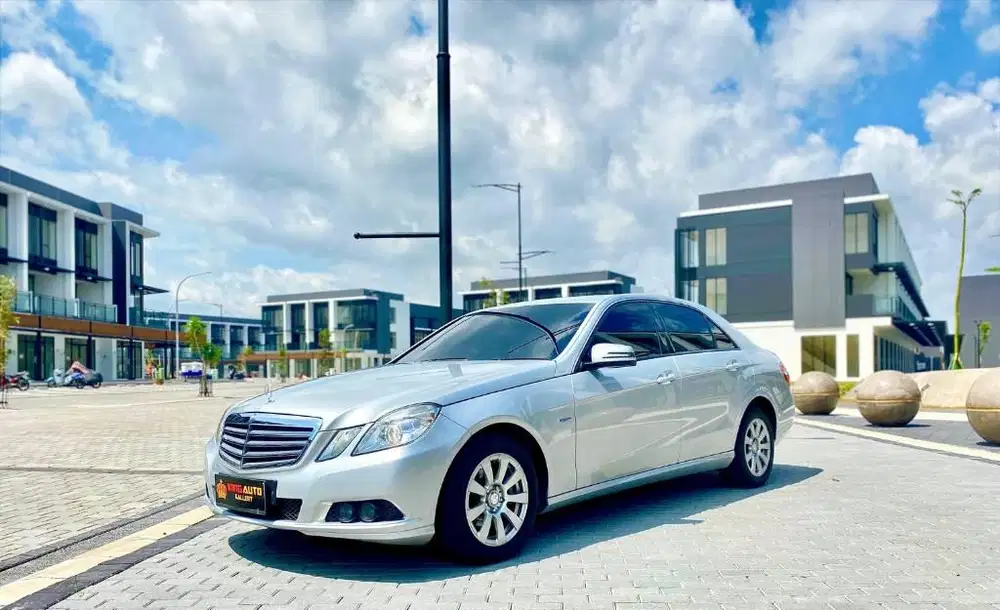 Mercy E200 E 200 Avantgrade 1.8at 2011