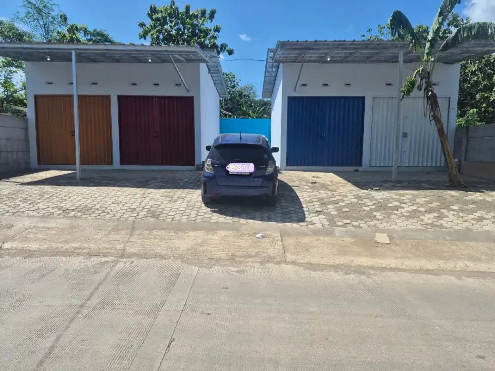 Disewakan, sisa 2 unit toko, pinggir jalan raya