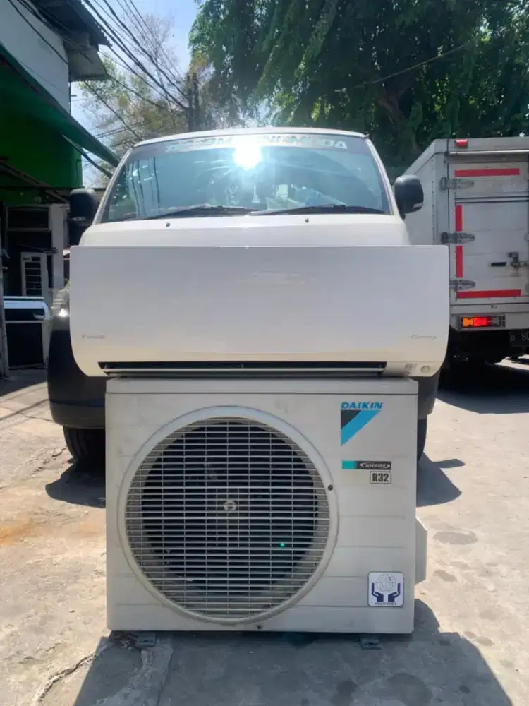 AC Daikin Inverter 1 PK R 32 second + pasang