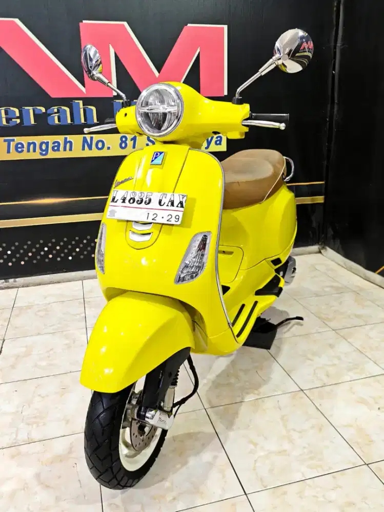 Piaggio vespa LX 125 I GET TH 2024 Yellow sole