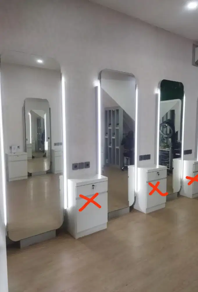 kaca barbershop/salon 3 unit (tanpa nakas)