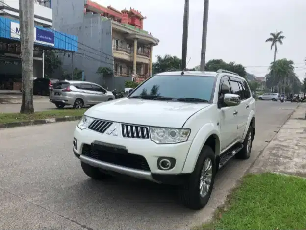 Mitsubishi Pajero Sport Exceed 2.5 Diesel 2013