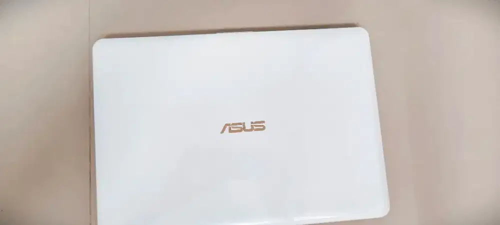 Laptop Asus core i5