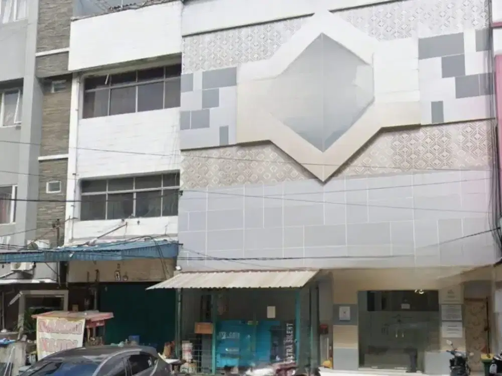 Gedung Mangga Besar 10x22m 4 lantai, area bisnis, jalan lebar