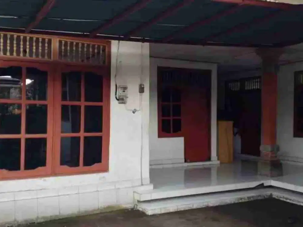 DIJUAL RUMAH LOKASI JALAN SULATRI KESIMAN DENPASAR TIMUR