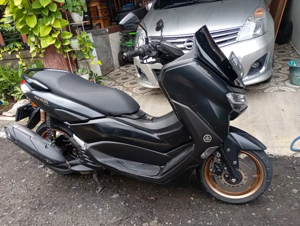 Yamaha n max new keyless