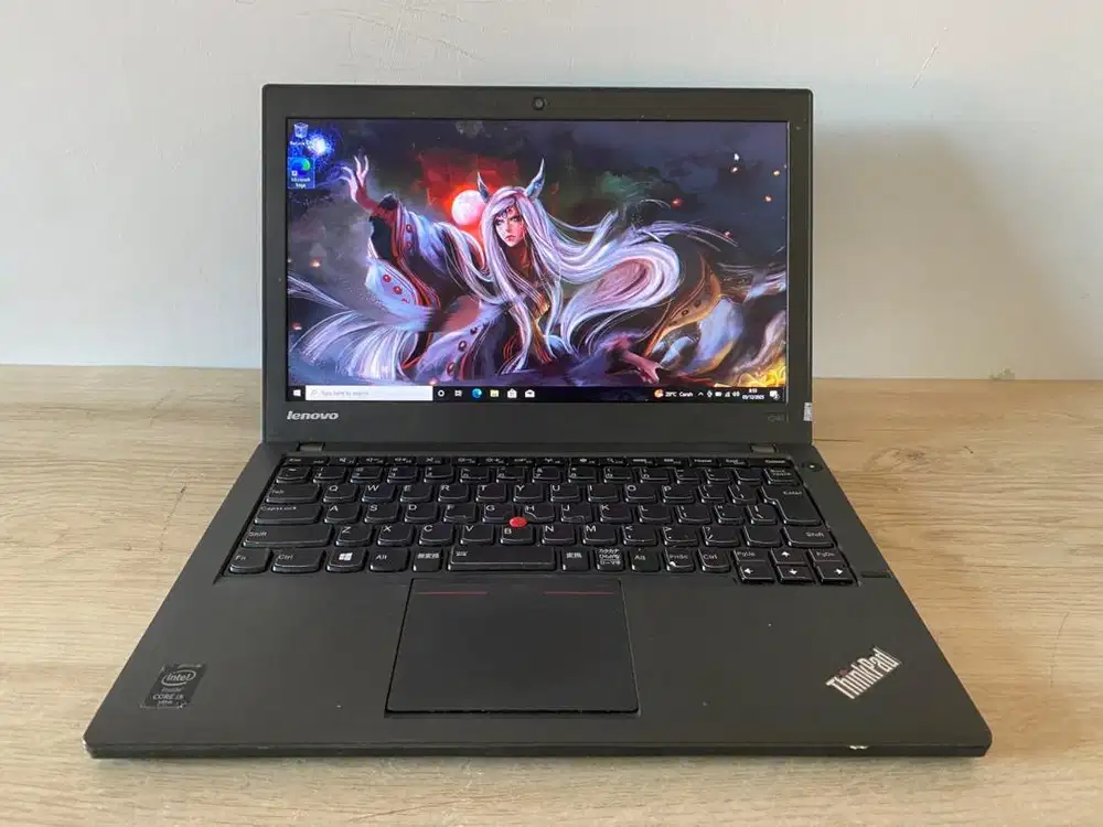 Jual murah Laptop Lenovo Thinkpad X240 Core i5 ram 8 gb ssd 256 gb