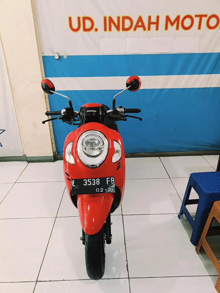 Warna merah hitam HONDA SCOOPY ESP SPORTY FI ECO 2021