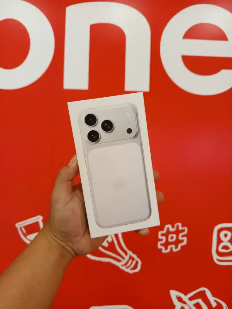 READY IPHONE 17 PRO 256 SILVER