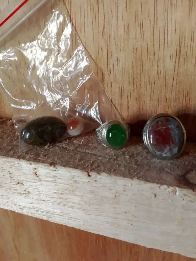 Batu akik natural asli