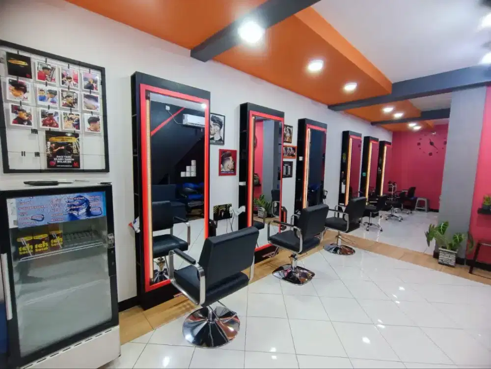 Dicari Kapster Salon Wanita