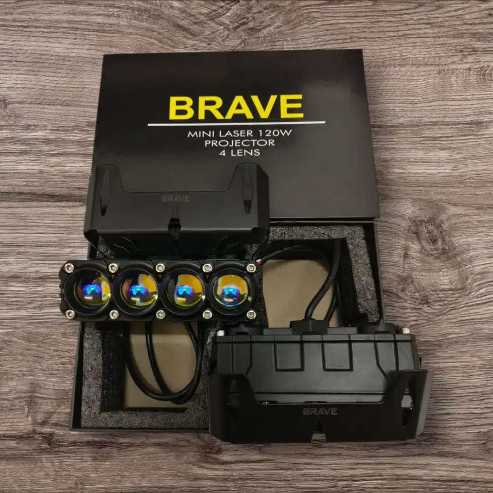 Lampu laser lampu sorot 4 mata