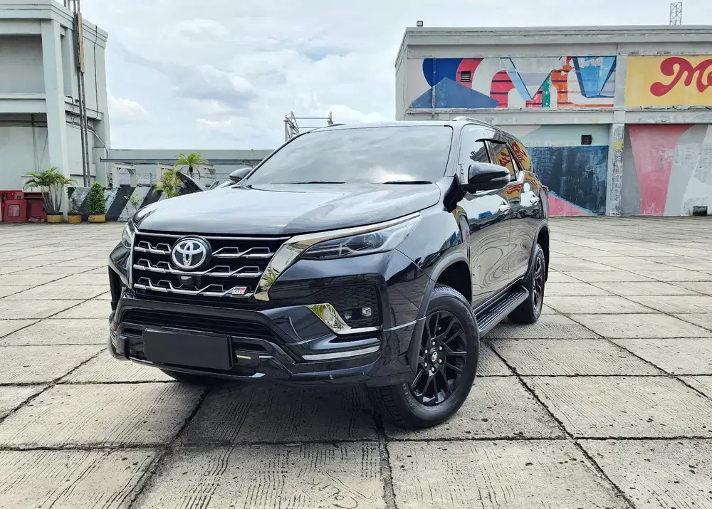 [5RB] TOYOTA FORTUNER 2.8 GR SPORT DIESEL 4X2 MATIC AT 2024