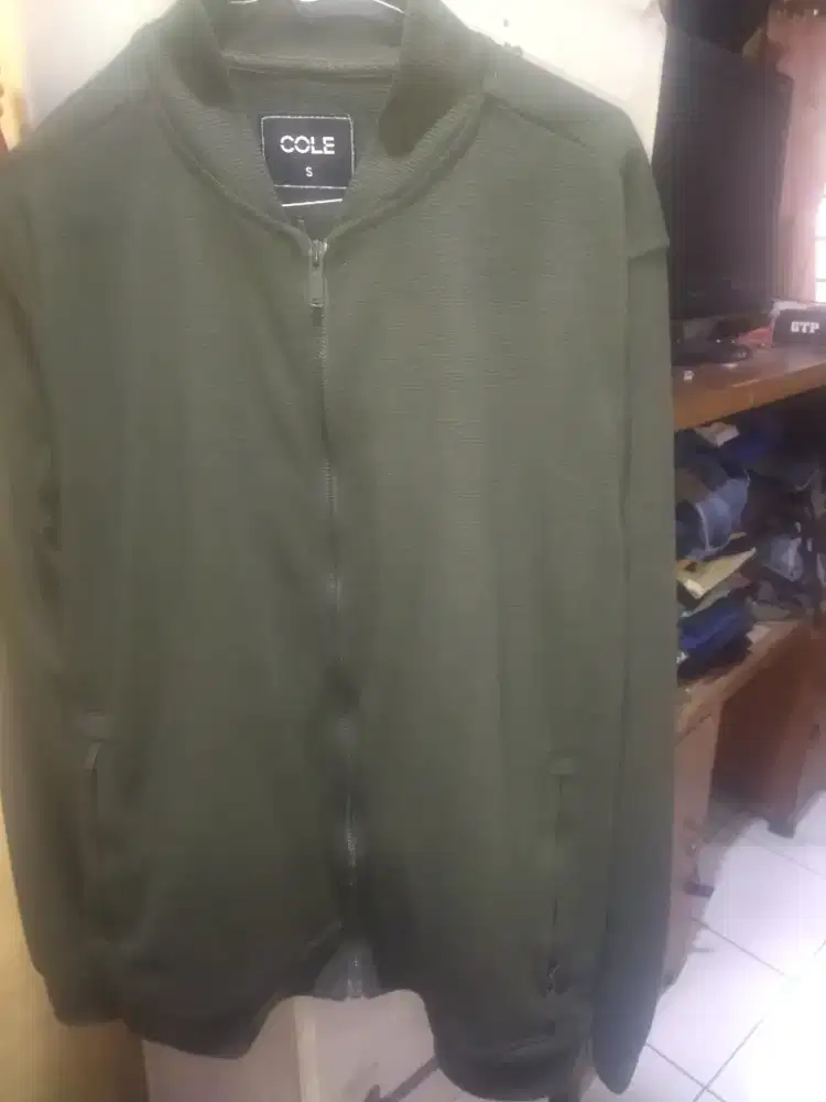 Yang mengerti merk dan barang