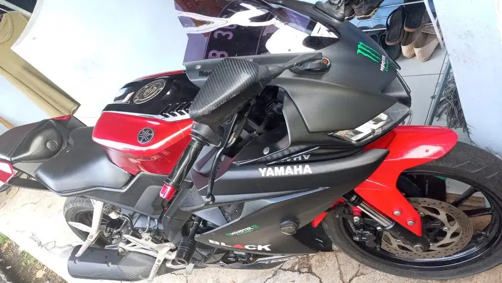 Dijual motor R15 pemakaian pribadi