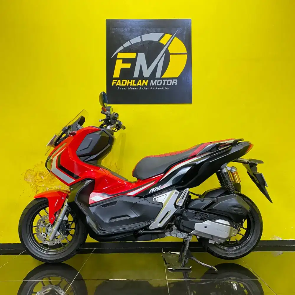 Honda ADV ABS tahun 2019 merah DP 500 ribu joss terawat