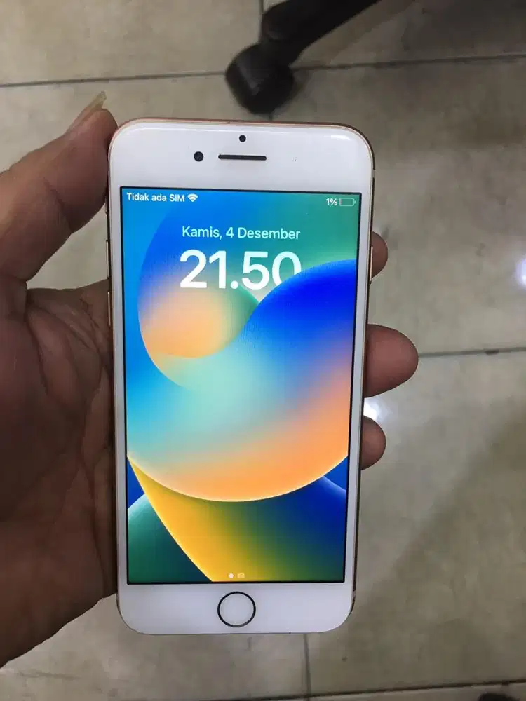 Dijual iphone 8 64 gb wifi only