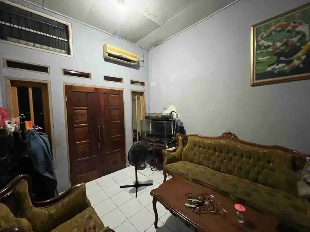 Dijual cepat rumah di Taman Royal 3