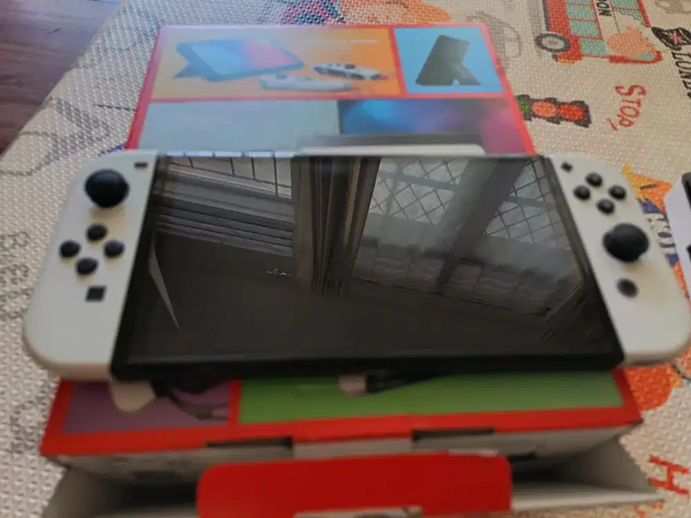 NINTENDO SWITCH OLED V2