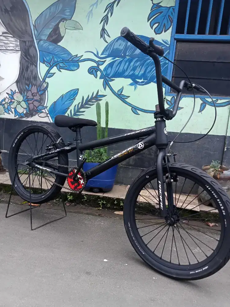 Sepeda BMX UK 20 PACIFIC