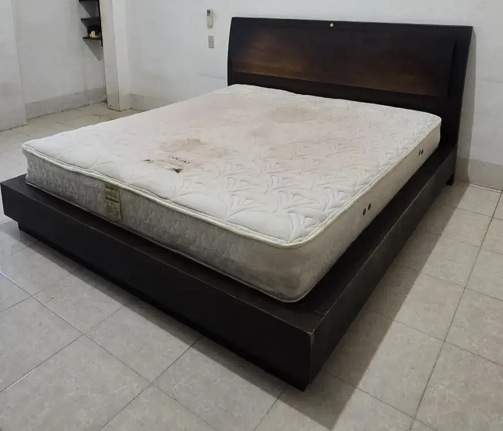 Kasur Ocean+ Dipan Kayu Solid